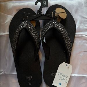 Time and Tru Black Sparkling Sandals